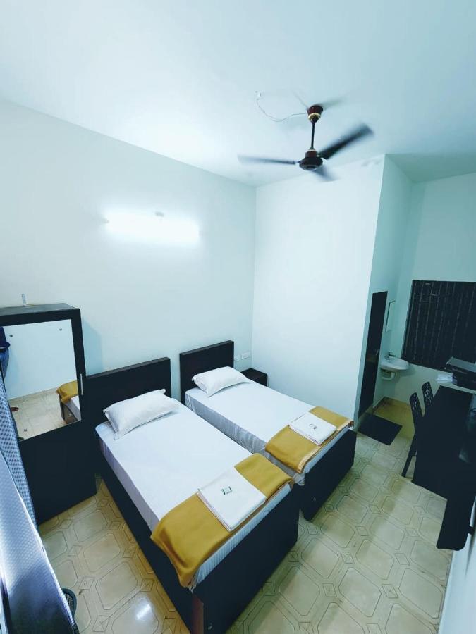 Apsara Residency Perintalmanna Exterior foto
